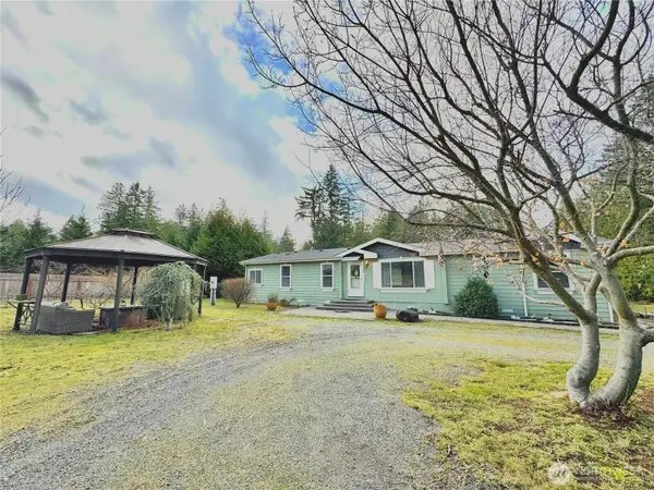 15740 Peacock Hill Road Se, Olalla, WA 98359