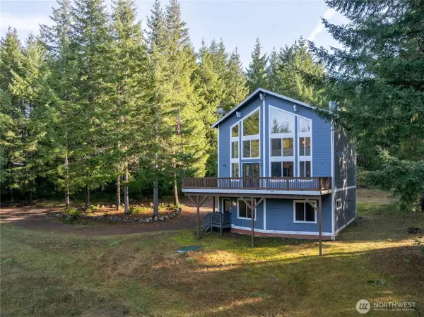 621 E Morris Creek Drive, Belfair, WA 98528