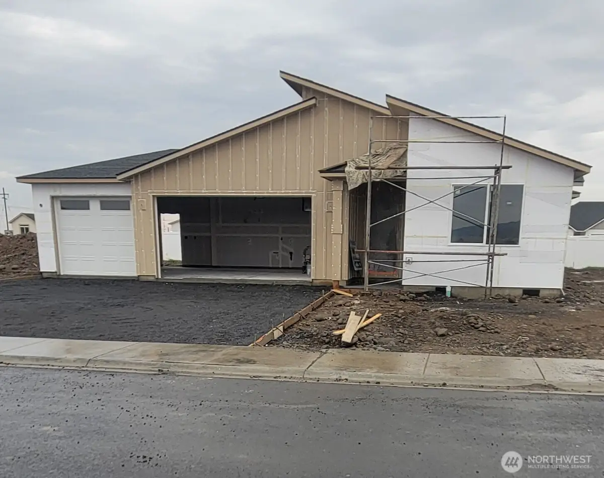1170 8th Avenue Ne, Ephrata, WA 98823 - Image #1