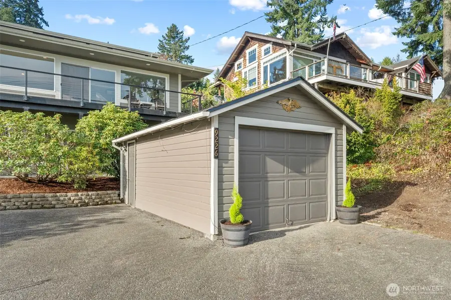 9226 Peacock Hill Ave, Gig Harbor, WA 98332 - Image #3