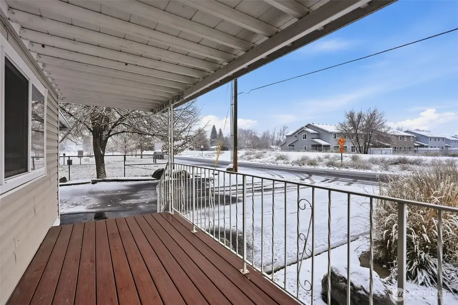 17705 Boone Avenue, Greenacres, WA 99016 - Image #3