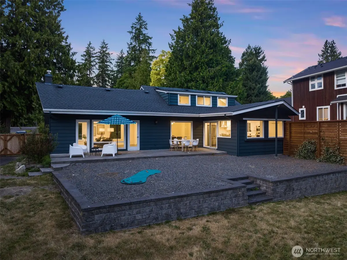 2137 N 128th Street, Seattle, WA 98133 - Image #1