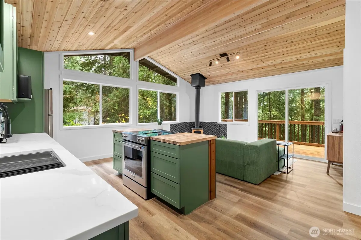 76 Sudden Valley Drive, Bellingham, WA 98229 - Image #1