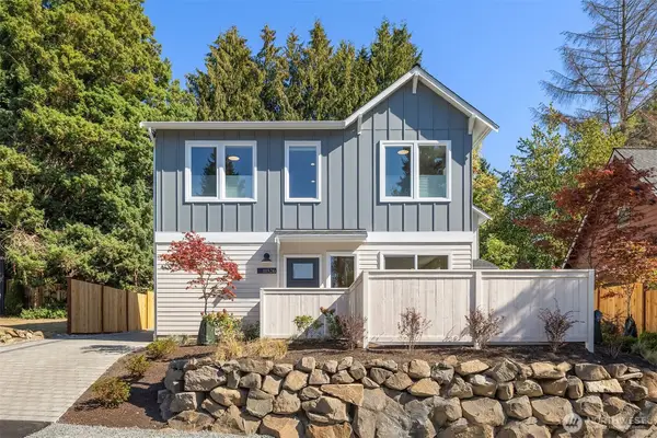 11526 38th Avenue Ne, Seattle, WA 98125