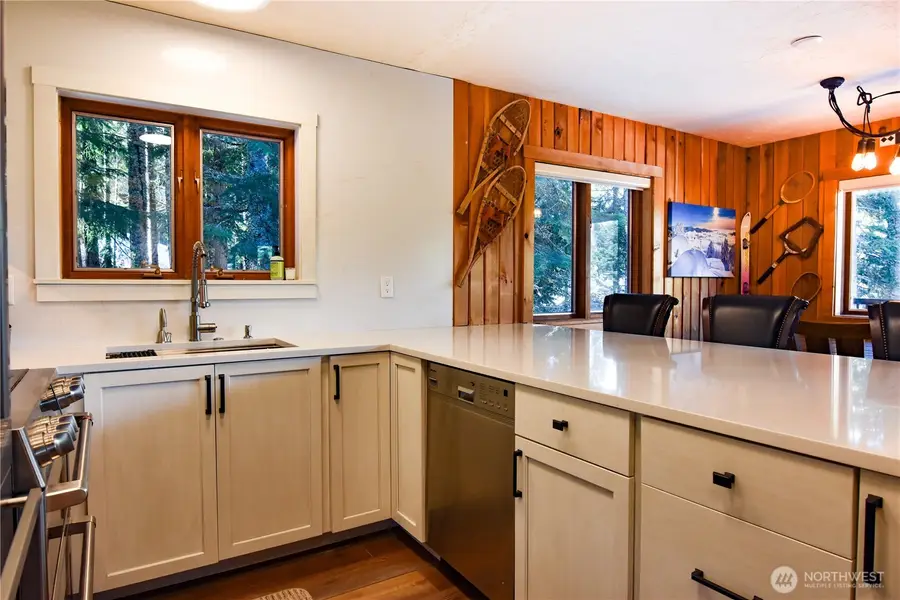 7 Saint Anton Street, Snoqualmie Pass, WA 98068 - Image #3