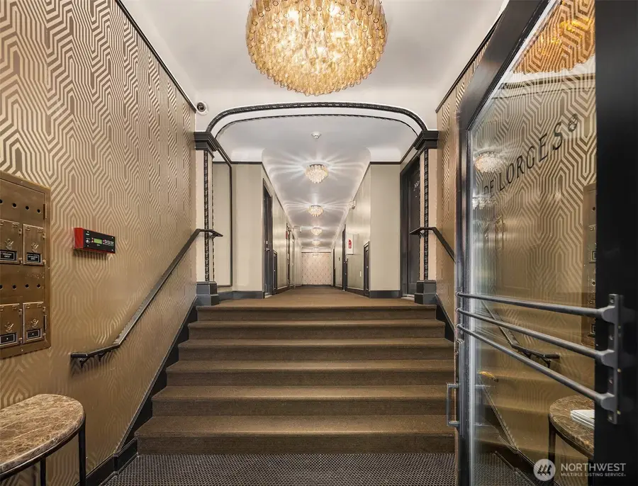 325 Harvard Avenue E #302, Seattle, WA 98102 - Image #2