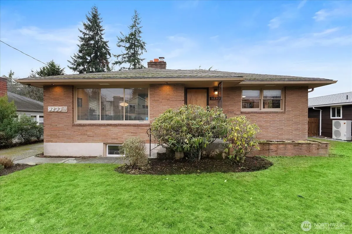 9233 Mary Avenue Nw, Seattle, WA 98117 - Image #1