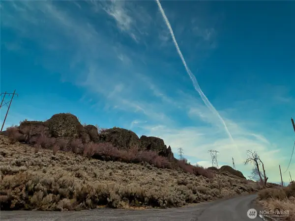 22099 Pleasant Valley Road Ne #2-18, Grand Coulee, WA 99133