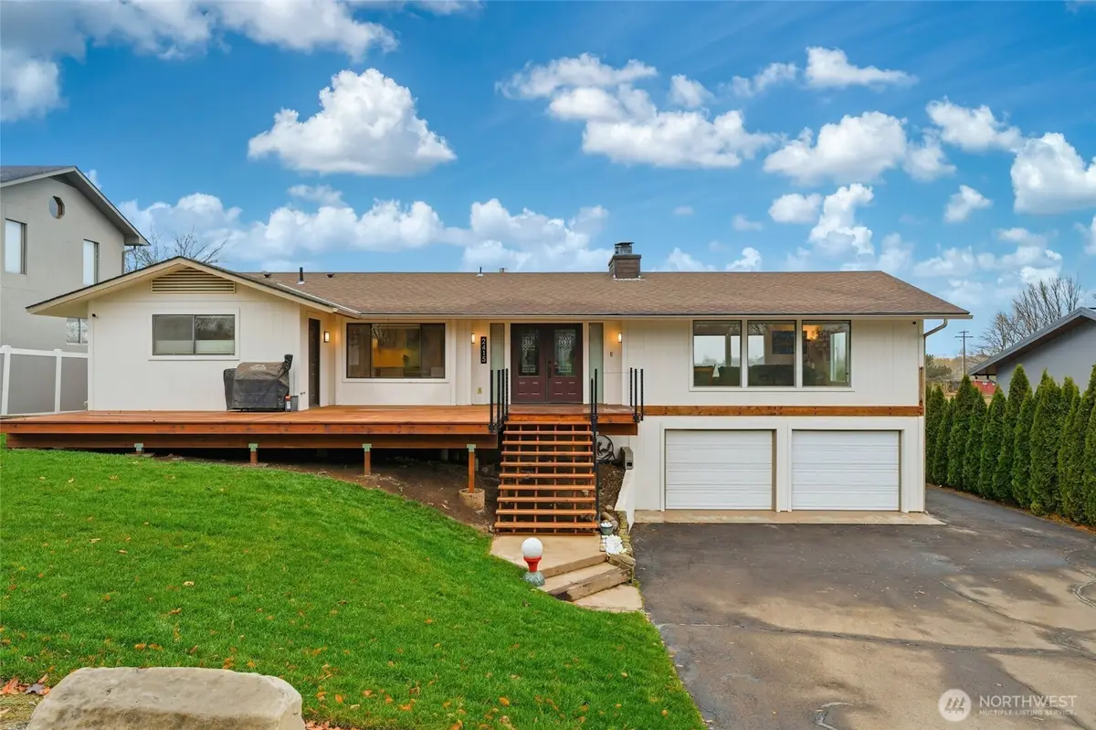 2415 Country Club Road, Walla Walla, WA 99362 - Image #1
