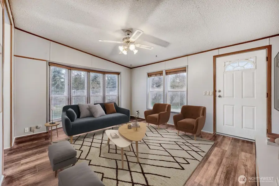 28320 13th Avenue E, Roy, WA 98580 - Image #3