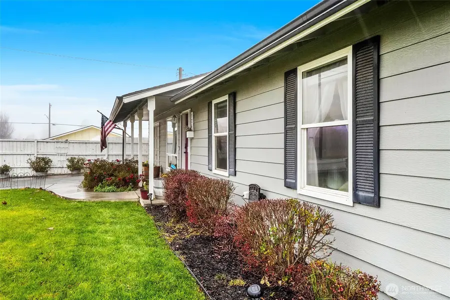 326 W 8th St, Warden, WA 98857 - Image #3