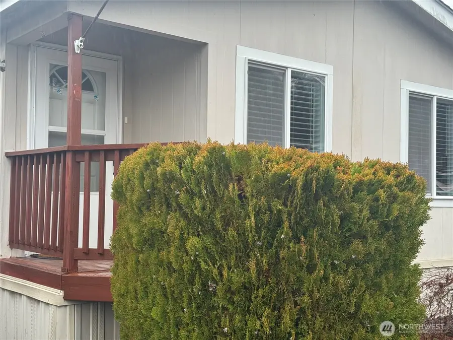 151 Cardinal Lane, Kelso, WA 98626 - Image #2