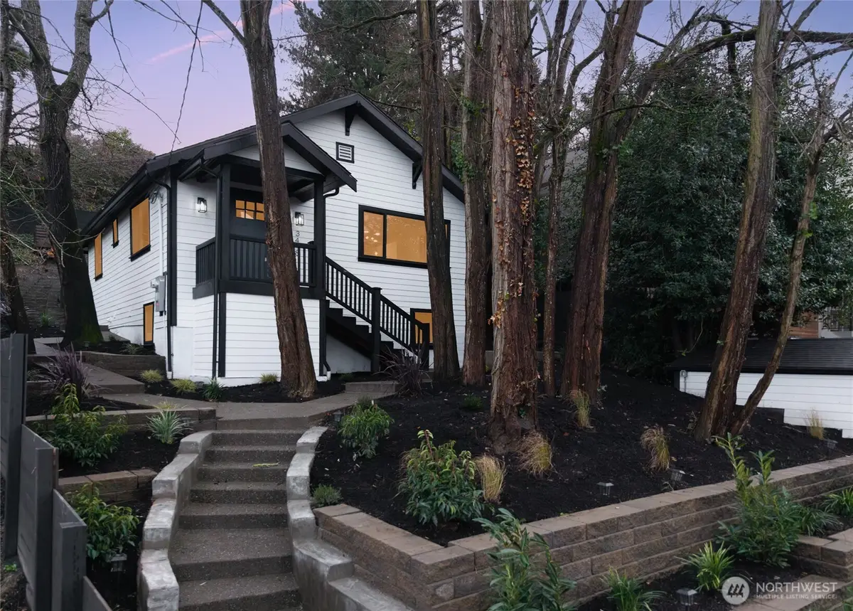 3448 14th Avenue W, Seattle, WA 98119 - Image #1