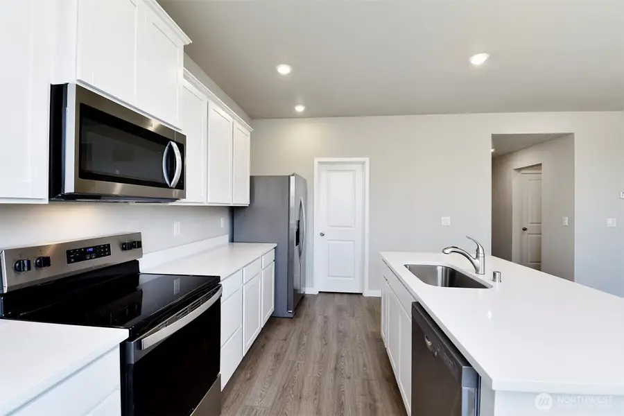 9715 Hay Street Se, Yelm, WA 98597 - Image #3