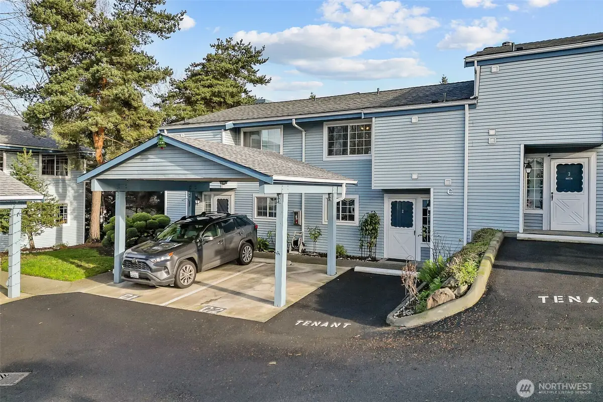 3810 S 158th Street #C2, Tukwila, WA 98188 - Image #1