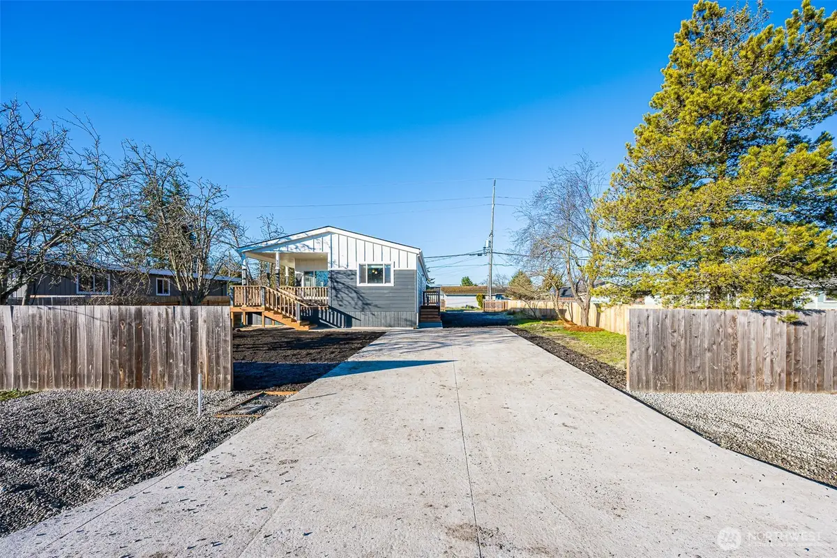 225 N Matriotti Avenue, Sequim, WA 98382 - Image #1