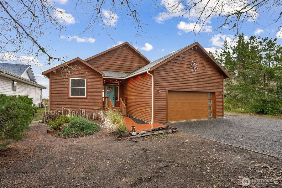 336 Olympic View Avenue Ne, Ocean Shores, WA 98569 - Image #2