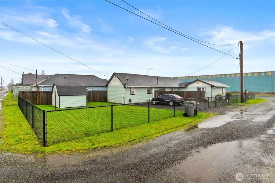 2611 Bay Avenue, Hoquiam, WA 98550 - Image #3