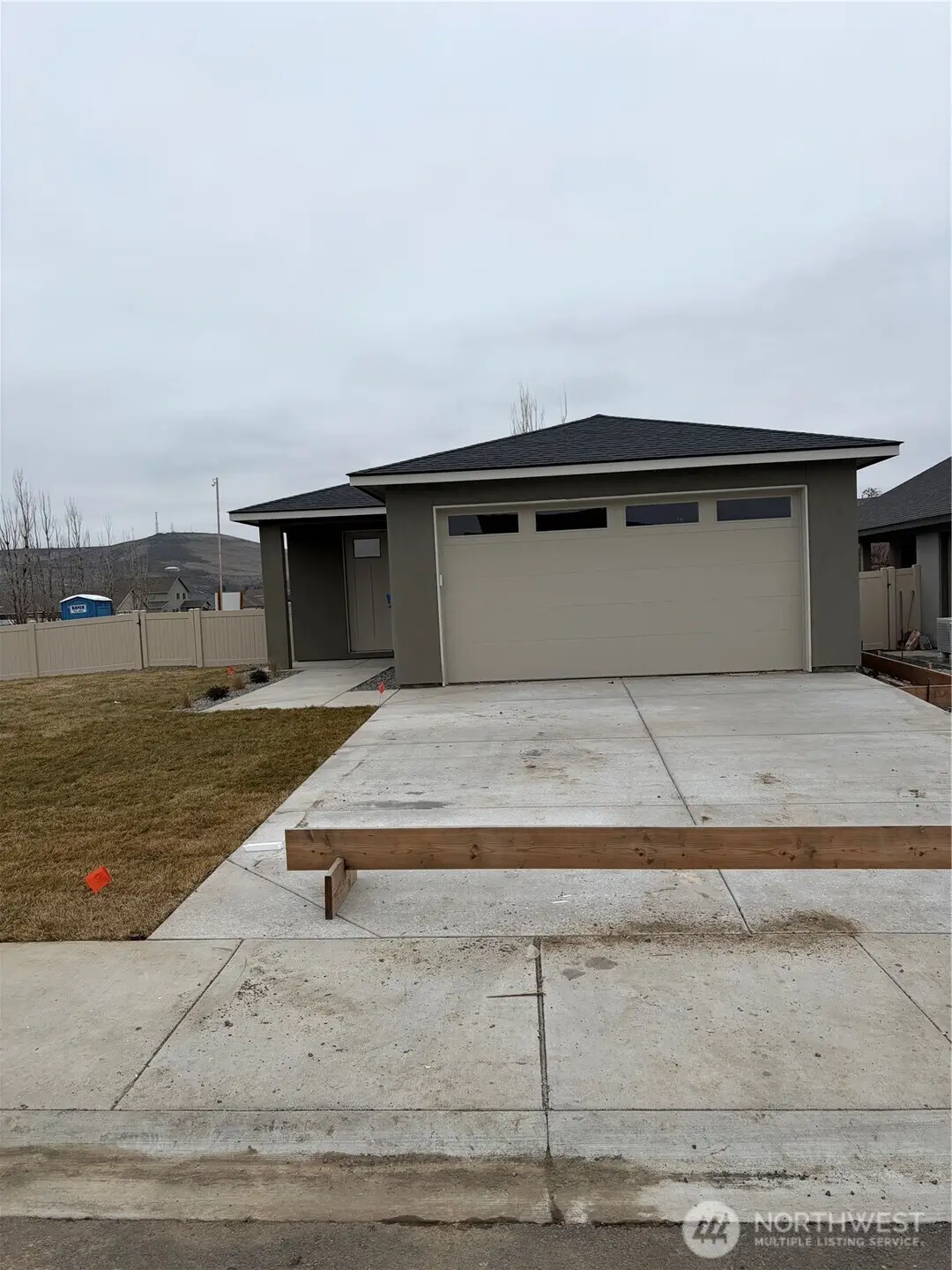 915 Ivy Street Ne, Ephrata, WA 98823 - Image #1