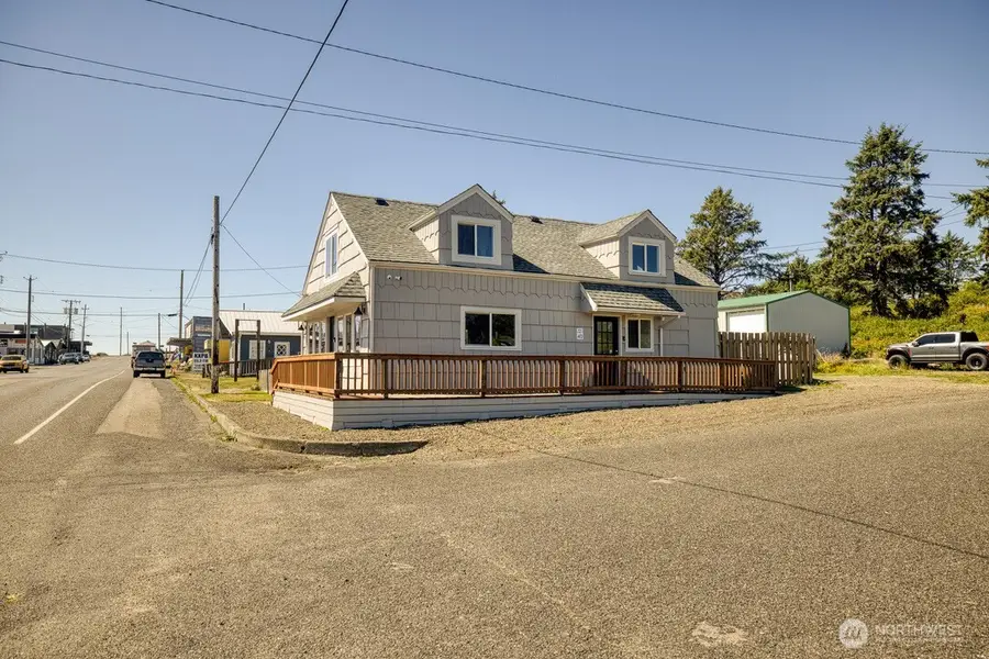 40 Main Street, Pacific Beach, WA 98571 - Image #3