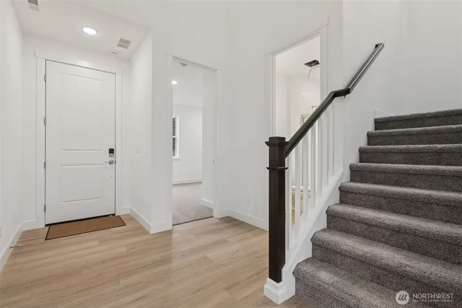 10673 Treasure Drive Nw #115, Silverdale, WA 98383 - Image #3