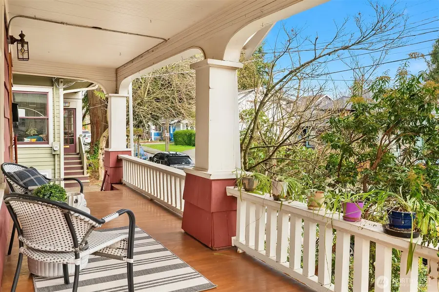 4511 1st Avenue Ne, Seattle, WA 98105 - #2