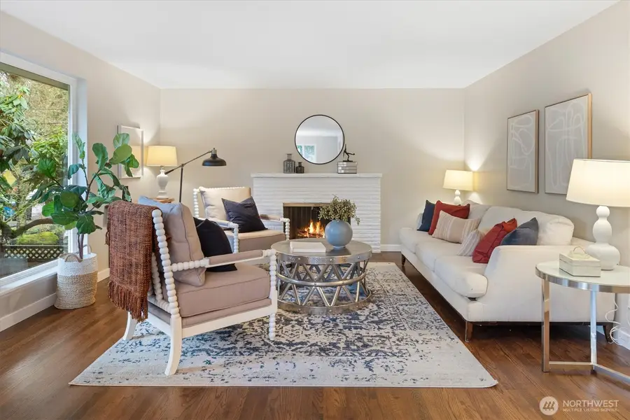 3203 NE 89th Street, Seattle, WA 98115 - Image #2