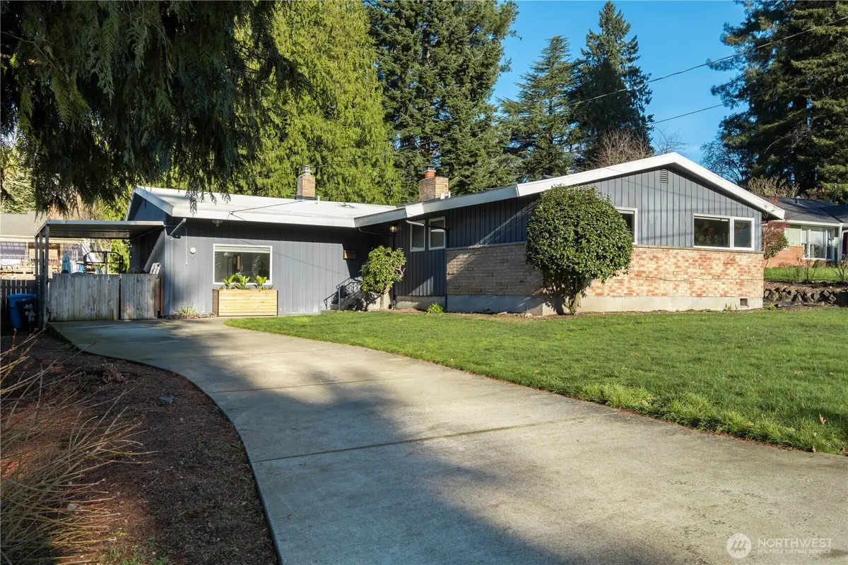 310 NE 161st Street, Shoreline, WA 98155 - Image #1