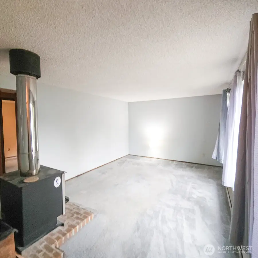 13421 122nd Avenue Ne, Kirkland, WA 98034 - Image #3