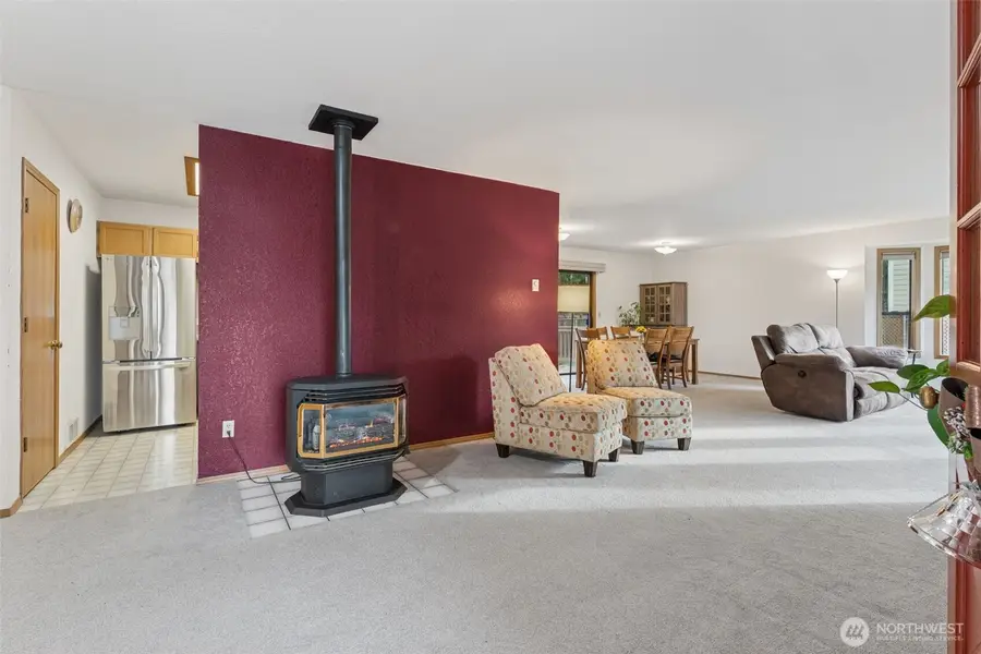 828 Livingston Street Ne, Lacey, WA 98516 - Image #3