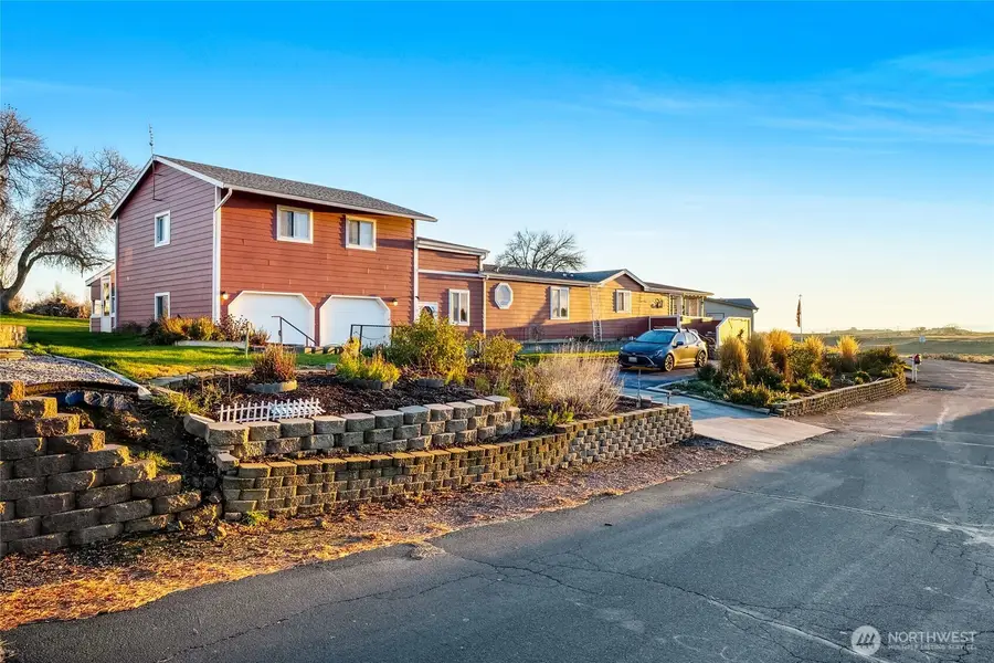 10693 SE Handicap Drive, Warden, WA 98857 - Image #3