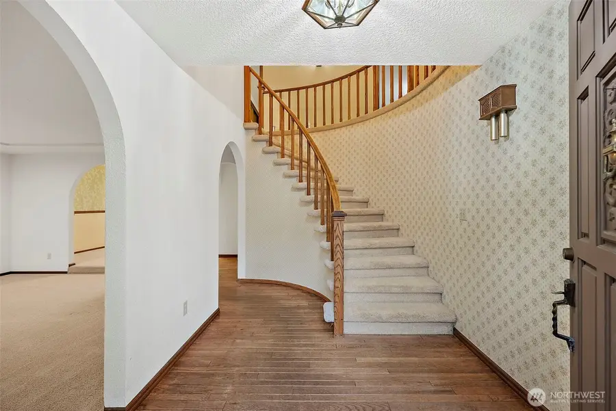 8720 52nd Street Ct W, University Place, WA 98467 - Image #2