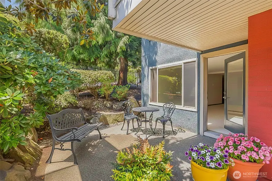 1730 Taylor Avenue N #201, Seattle, WA 98109 - Image #3