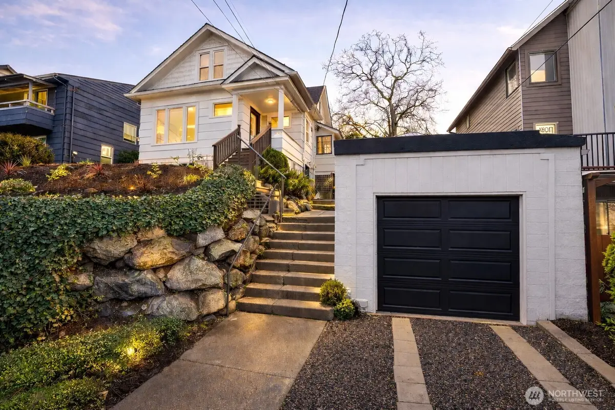 3443 21st Avenue W, Seattle, WA 98199 - Image #1