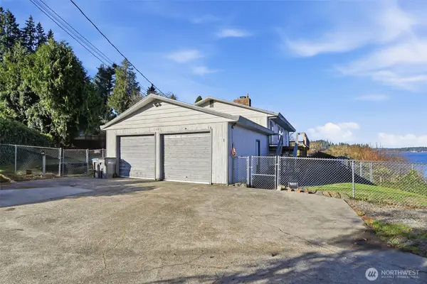 2644 Stevens Drive, Bremerton, WA 98312