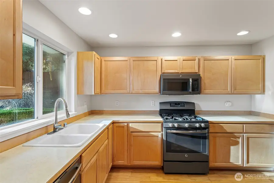 3259 Northlake Way Nw, Bremerton, WA 98312 - #3