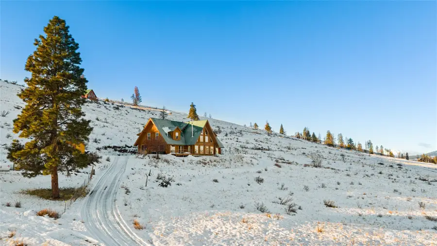 26200 N Wenas Road, Selah, WA 98942 - Image #2