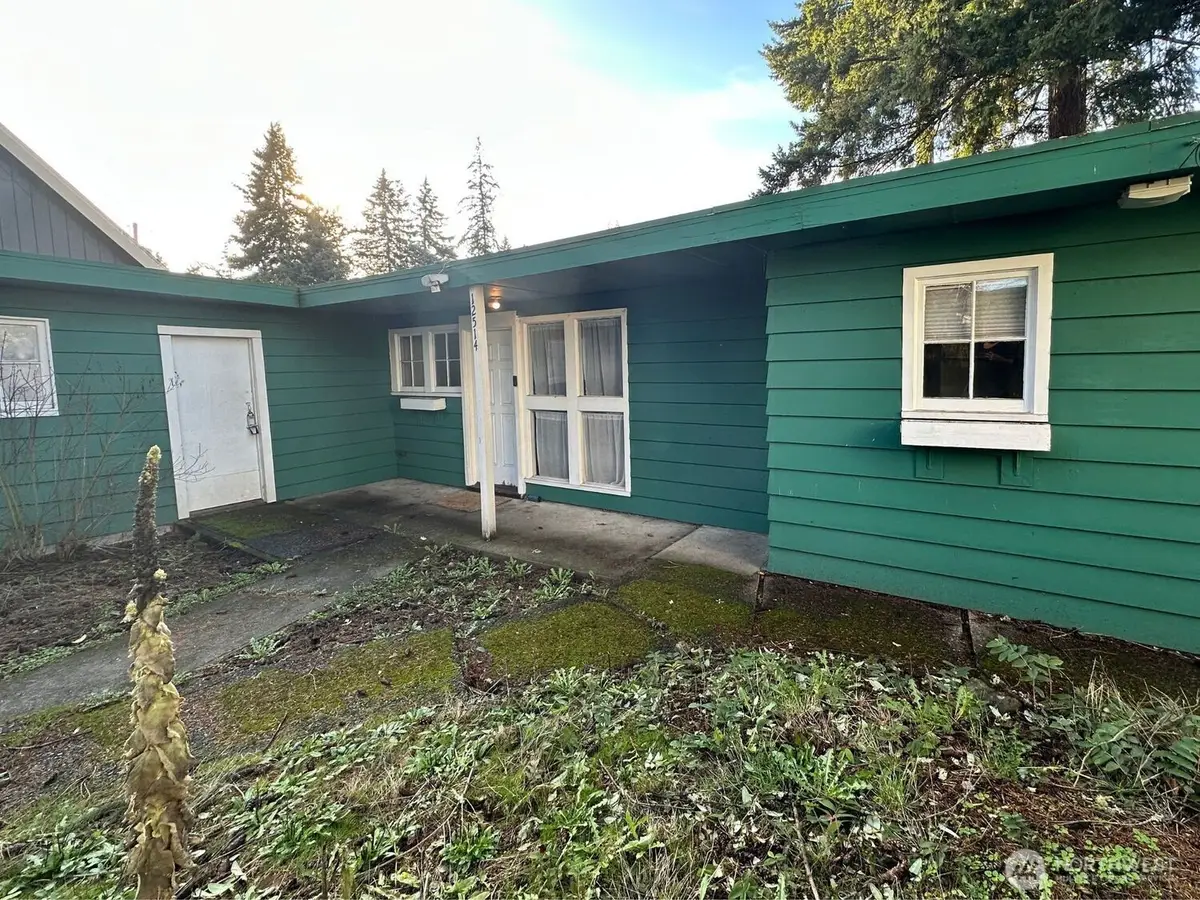 12514 Naomilawn Dr Sw, Lakewood, WA 98498 - Image #1