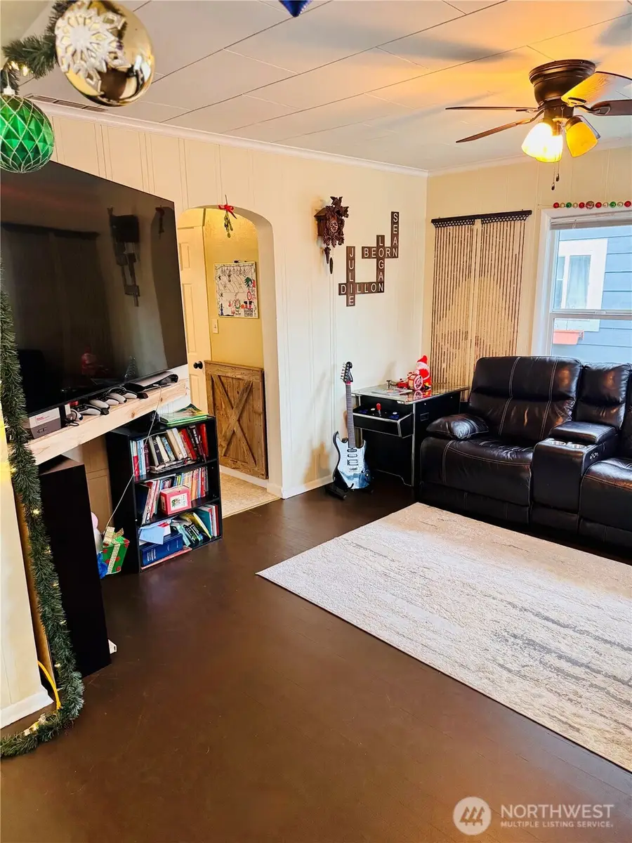 1621 Baker Avenue, Everett, WA 98201 - Image #2