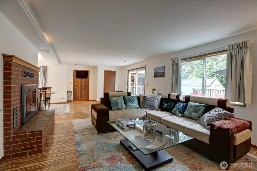 7820 NE 195th Street, Kenmore, WA 98028 - Image #3