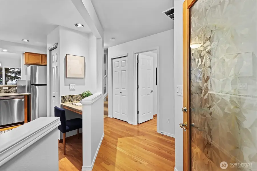 7552 NE 203rd Street, Kenmore, WA 98028 - Image #2