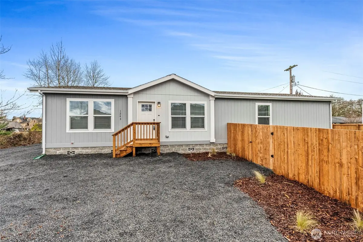 1243 SW Elzina Street, Chehalis, WA 98532 - Image #1