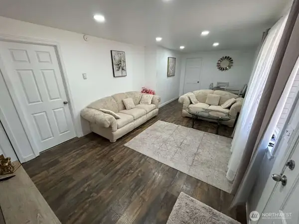 12119 SE 319th Place, Auburn, WA 98092