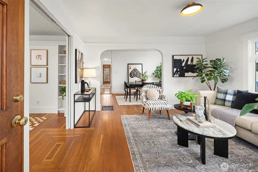 7813 46th Avenue S, Seattle, WA 98118 - Image #2