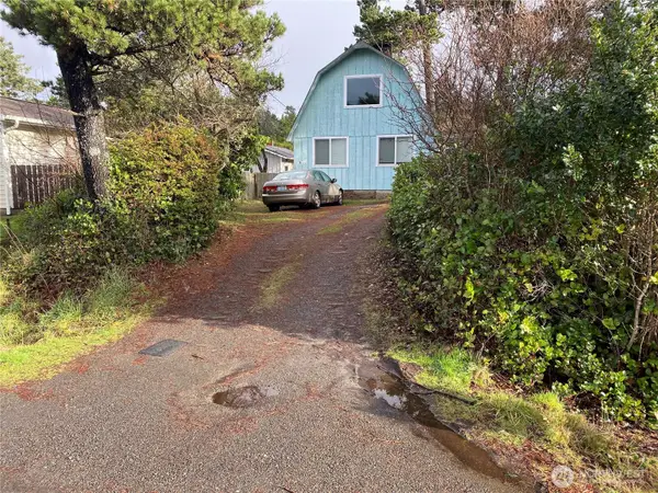 27006 Ridge Avenue, Ocean Park, WA 98640