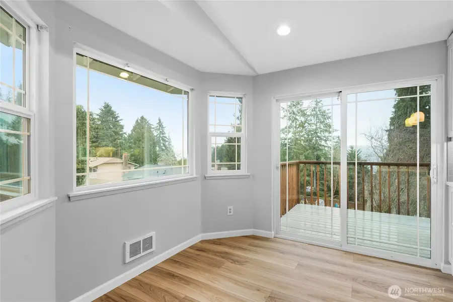 5824 Olive Avenue Ne, Bremerton, WA 98311 - Image #2