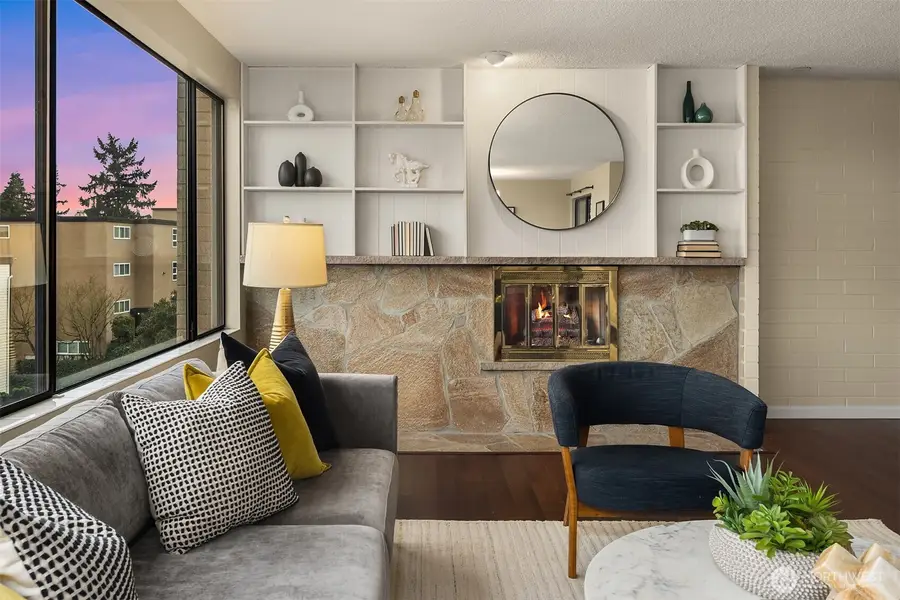 3608 26th Place W #201, Seattle, WA 98199 - Image #3