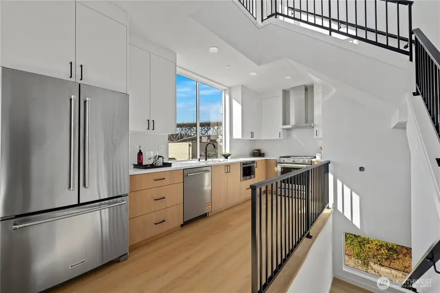 3425 Albion Place N, Seattle, WA 98103 - Image #3