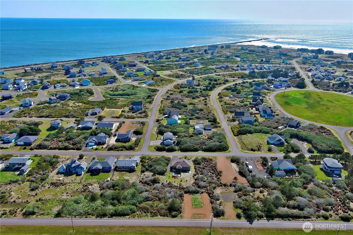 1339 E Ocean Shores Boulevard Sw #6, Ocean Shores, WA 98569 - Image #1