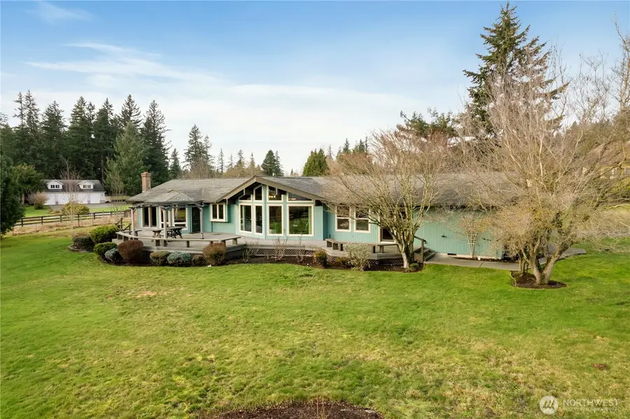 39619 254th Avenue Se, Enumclaw, WA 98022 - Image #2